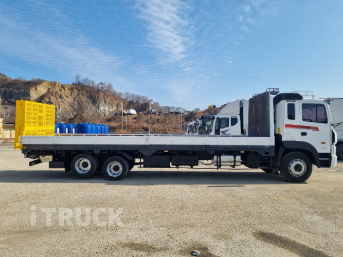 현대 어부바카 메가트럭 와이드캡 4.5톤 8