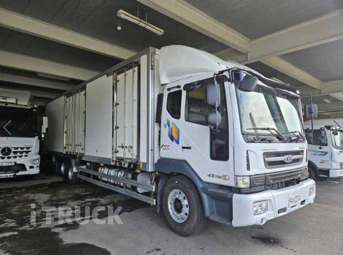 타타대우 노부스 280 후축 냉동탑 5톤 수동 1