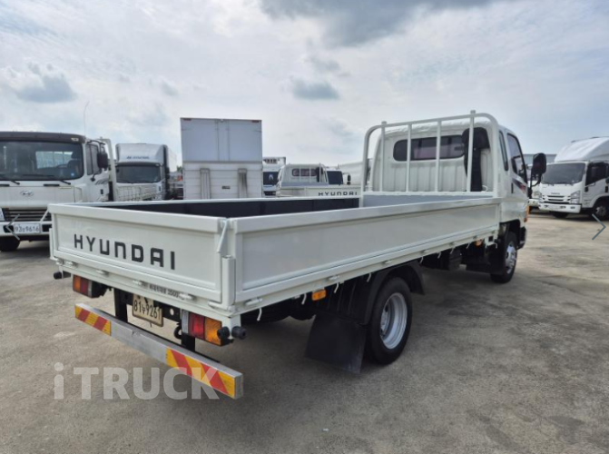 현대 이마이티 2.5톤 카고 슈퍼캡 6