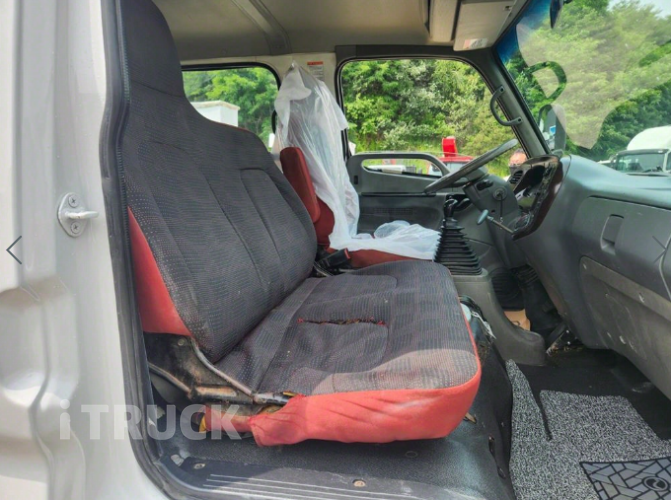 현대 이마이티 2.5톤 카고 더블캡 12