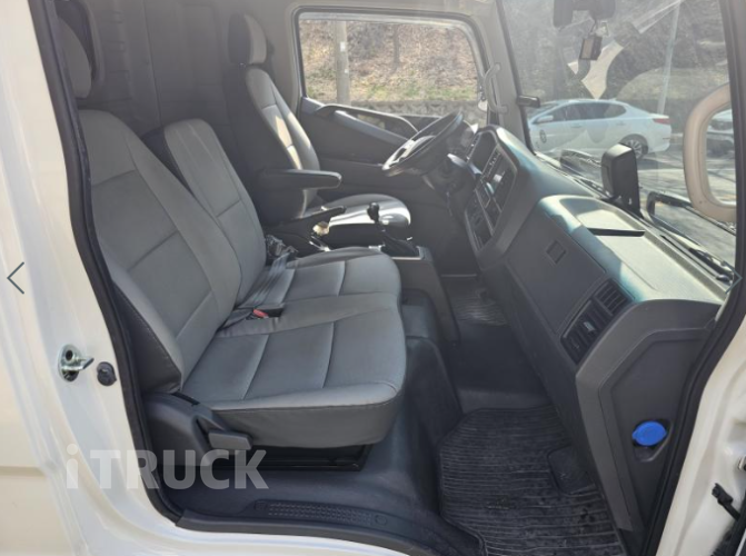 현대 마이티와이드 3.5톤 광폭 카고 슈퍼캡 7