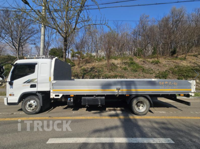 현대 마이티와이드 3.5톤 광폭 카고 슈퍼캡 3