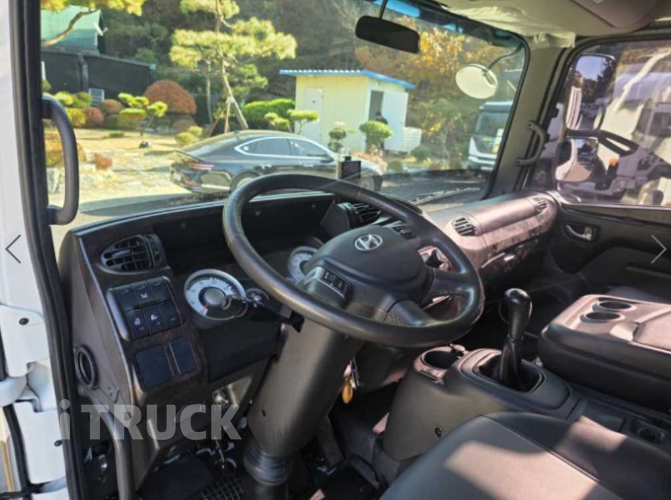 현대 메가트럭 280 단바리 카고 5톤 수동 14