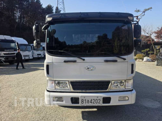 현대 메가트럭 280 단바리 카고 5톤 수동 2