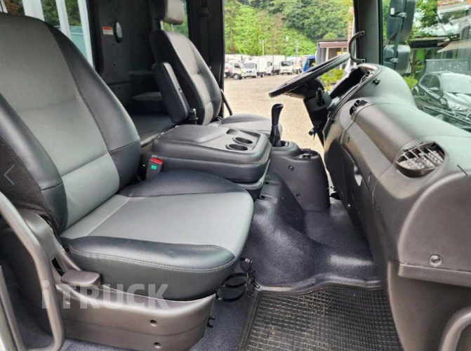 현대 메가트럭 280 단바리 카고 5톤 수동 8