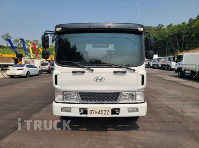 현대 탱크로리 메가트럭 5,000L 수동 3