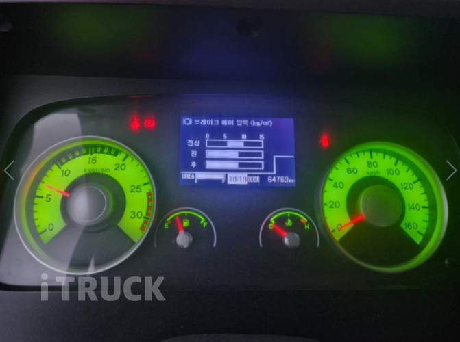 현대 탱크로리 메가트럭 10,000L 수동 17