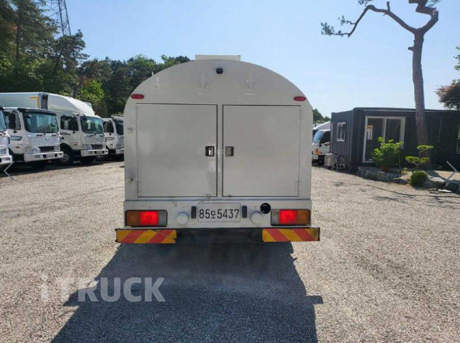 현대 탱크로리 메가트럭 5,000L 수동 4