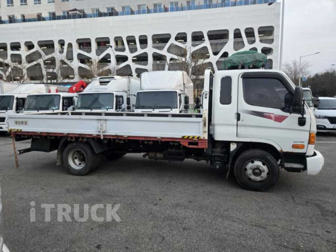 현대 이마이티 3.5톤 카고 슈퍼캡 3