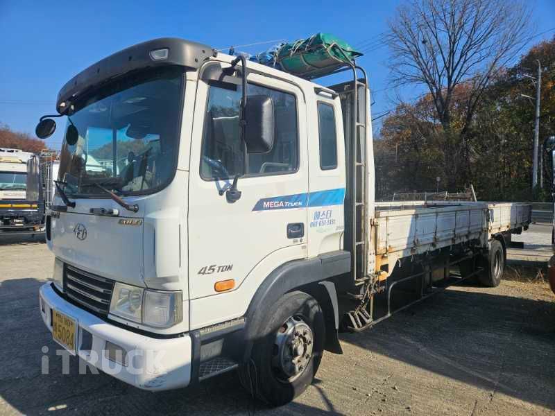 현대 메가트럭 250 단바리 카고 4.5톤 수동