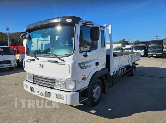 현대 메가트럭 260 단바리 카고 5톤 수동