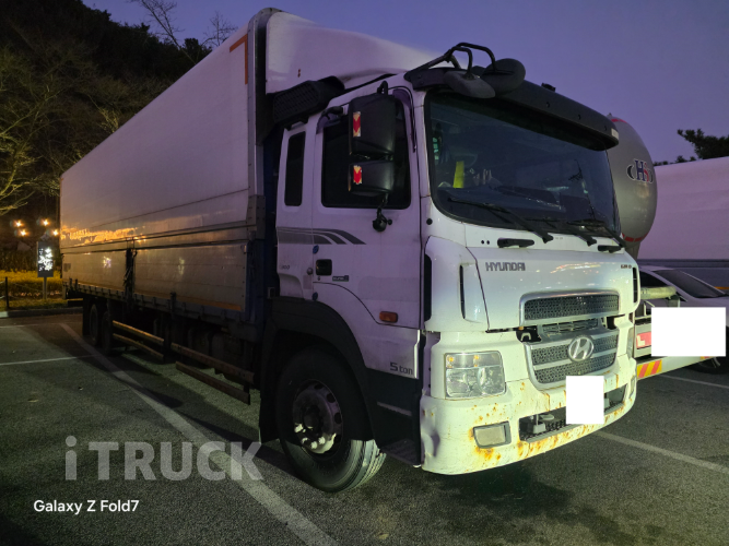 현대 메가트럭 와이드캡 300 십바리 윙바디 7.5톤 수동