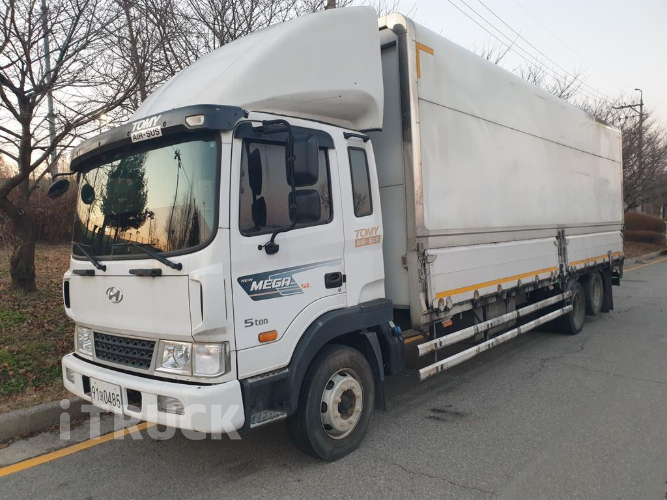 현대 메가트럭 280 후축 윙바디 5톤 수동 - 중고 트럭 매물 이미지