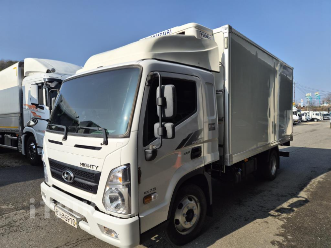 현대 올뉴마이티 2.5톤 냉동탑 투냉 - 중고 트럭 매물 이미지