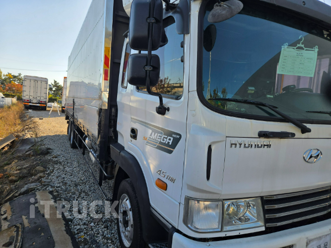 현대 메가트럭 260 후축 윙바디 4.5톤 수동 - 중고 트럭 매물 이미지