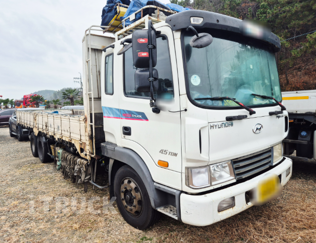 현대 메가트럭 250 앞축 카고 4.5톤 수동 - 중고 트럭 매물 이미지