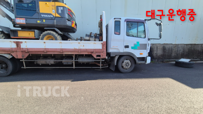 현대 메가트럭 225 단바리 카고 4.5톤 수동 - 중고 트럭 매물 이미지