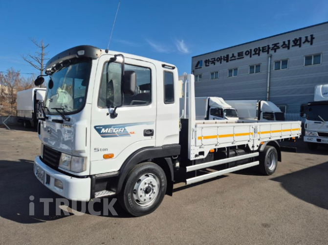현대 메가트럭 260 단바리 카고 5톤 수동 - 중고 트럭 매물 이미지