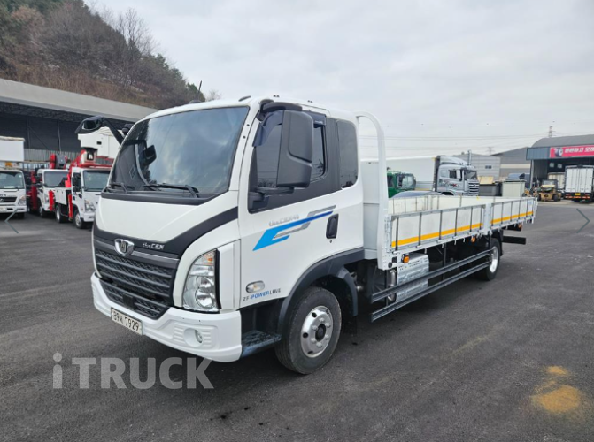 타타대우 더쎈 4톤 광폭 카고 슬리퍼캡(더블캡, 크루캡) - 중고 트럭 매물 이미지