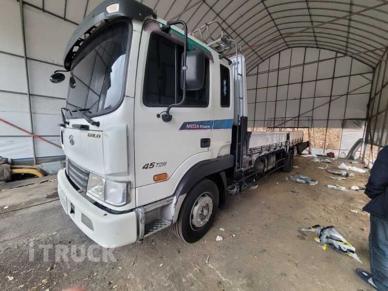 현대 메가트럭 250 단바리 카고 4.5톤 수동 - 중고 트럭 매물 이미지