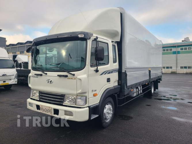 현대 메가트럭 260 단바리 윙바디 5톤 수동 - 중고 트럭 매물 이미지