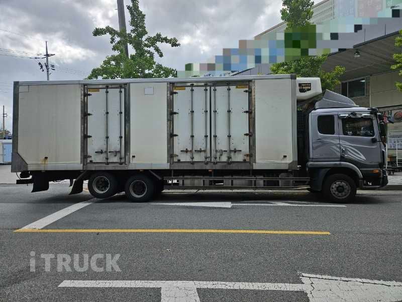 타타대우 프리마 260 후축 냉동탑 4.5톤 수동 - 중고 트럭 매물 이미지