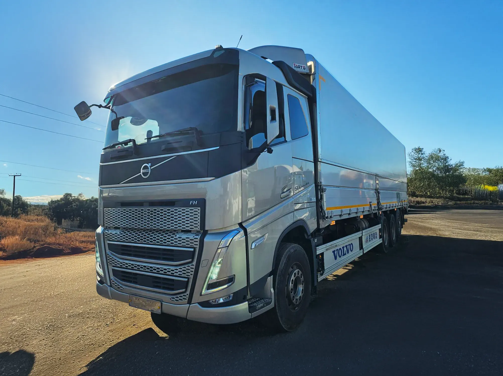 볼보 FH 500 후축 상승윙바디 21톤 오토 - 중고 트럭 매물 이미지