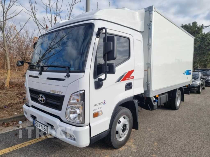 현대 올뉴마이티 2.5톤 냉동탑 - 중고 트럭 매물 이미지