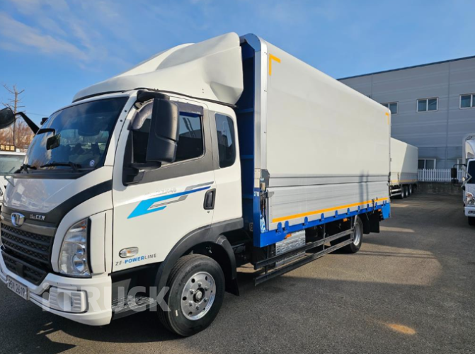 타타대우 더쎈 3.5톤 광폭 윙바디 슬리퍼캡(더블캡, 크루캡) - 중고 트럭 매물 이미지