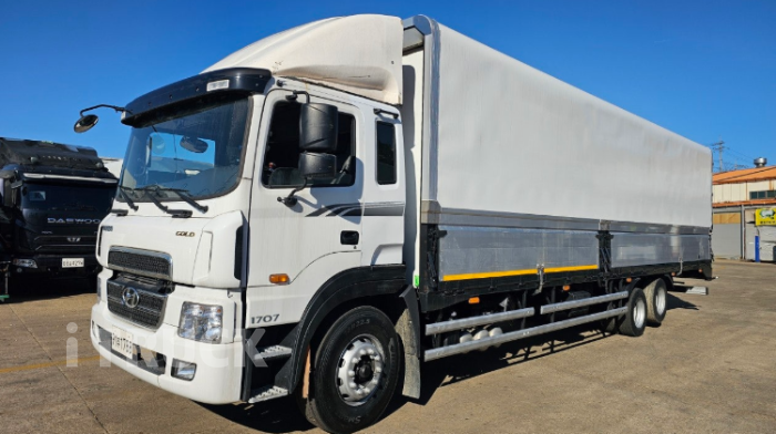 현대 메가트럭 와이드캡 300 후축 냉장윙 7.5톤 수동 - 중고 트럭 매물 이미지