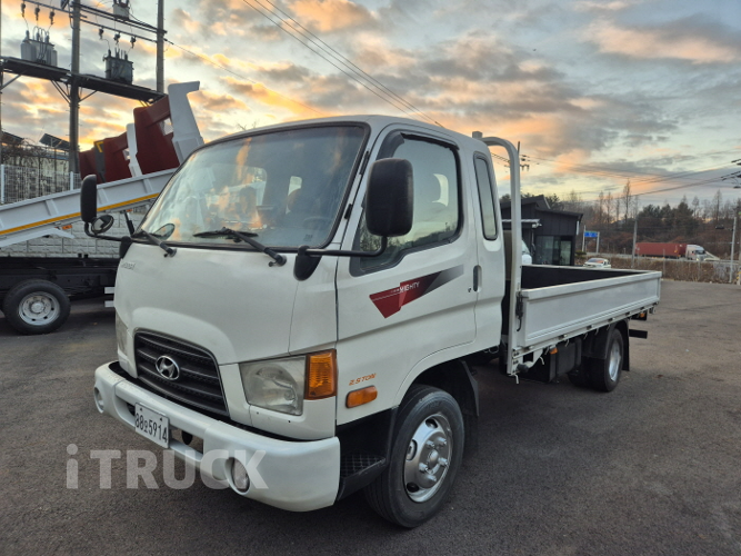 현대 이마이티 2.5톤 카고 슈퍼캡 - 중고 트럭 매물 이미지