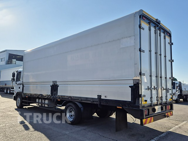 현대 메가트럭 260 단바리 윙바디 5톤 수동 - 중고 트럭 매물 이미지