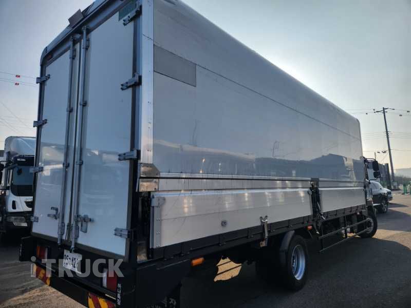 현대 메가트럭 270 단바리 윙바디 5톤 수동 - 중고 트럭 매물 이미지