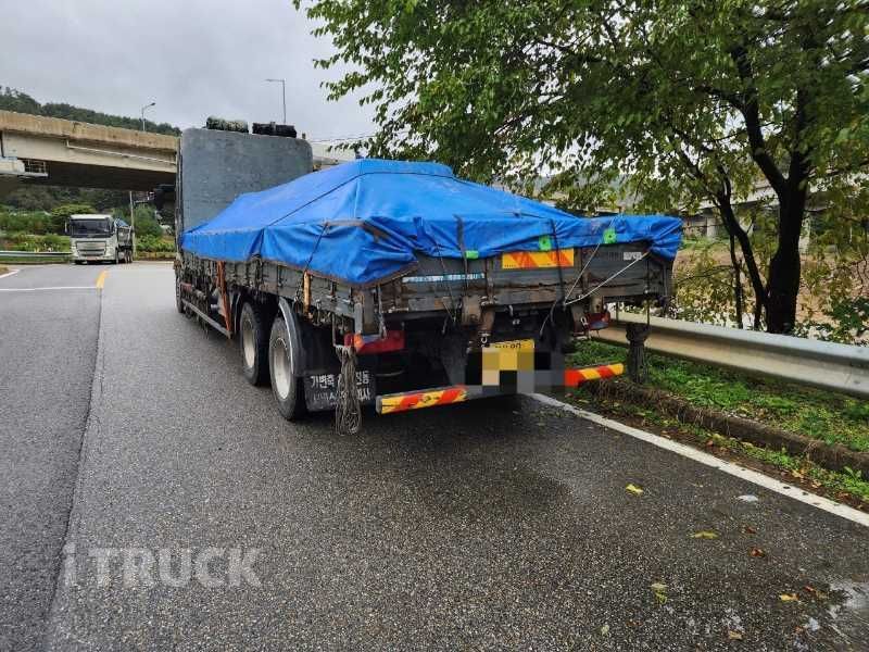 만 290 후축 카고 6.5톤 오토 - 중고 트럭 매물 이미지