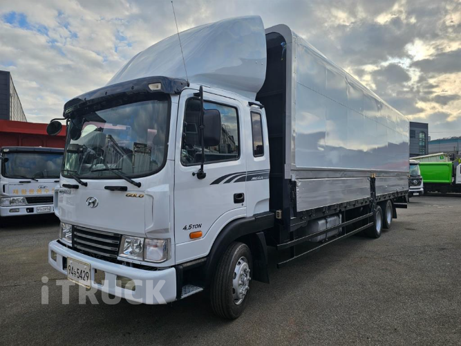 현대 메가트럭 260 후축 윙바디 7.5톤 수동 - 중고 트럭 매물 이미지