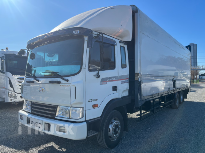 현대 메가트럭 260 후축 윙바디 4.5톤 수동 - 중고 트럭 매물 이미지