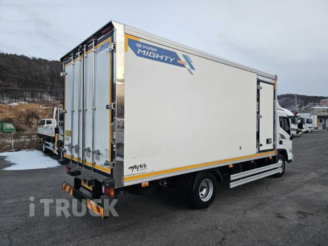 현대 올뉴마이티 3.5톤 광폭 냉동탑 - 중고 트럭 매물 이미지