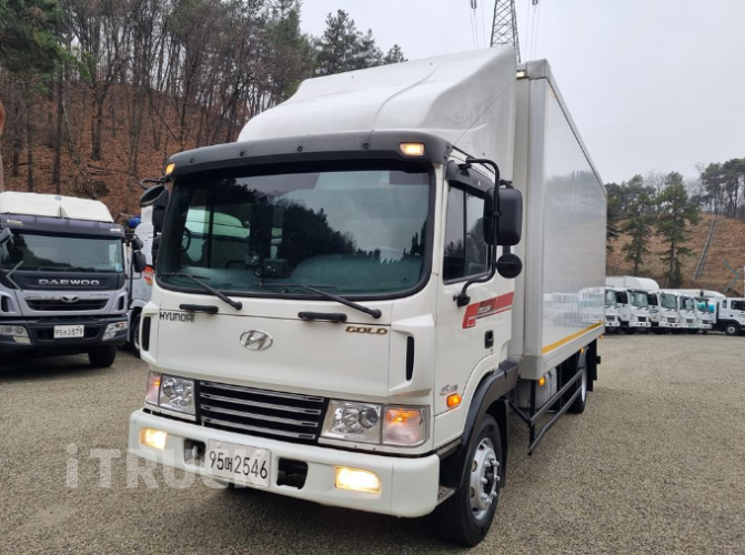 현대 메가트럭 250 단바리 익스하이탑 5톤 수동 - 중고 트럭 매물 이미지