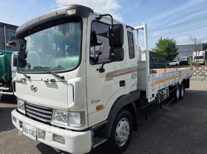 현대 메가트럭 260 앞축 카고 5톤 수동 - 중고 트럭 매물 이미지