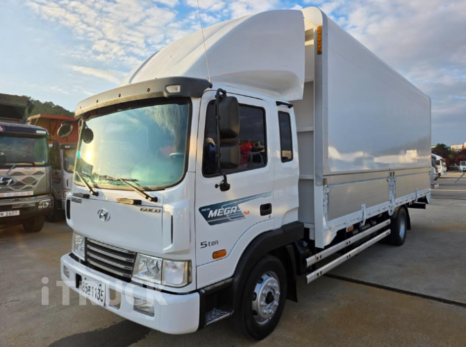 현대 메가트럭 280 단바리 윙바디 5톤 수동 - 중고 트럭 매물 이미지