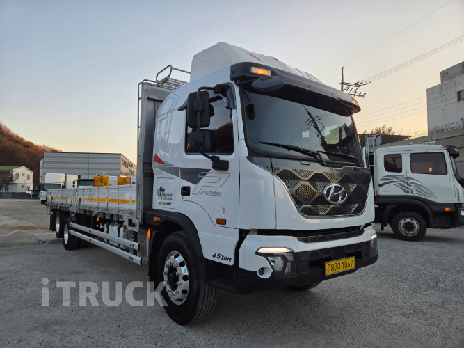 현대 파비스 325 후축 카고 8.5톤 오토 - 중고 트럭 매물 이미지