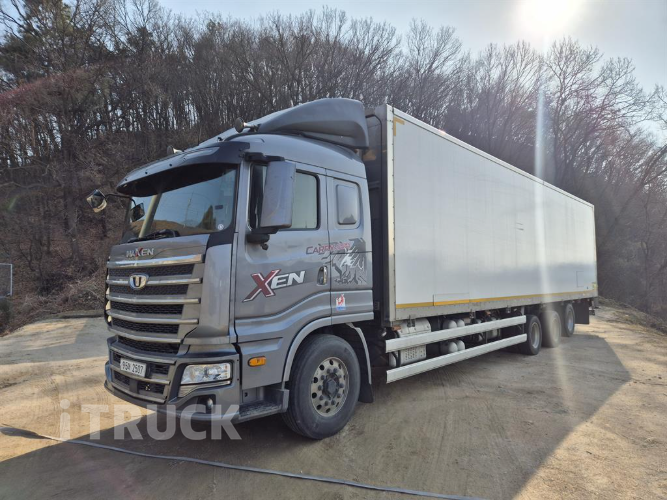 타타대우 맥쎈 360 후축 냉동윙 12.5톤 오토 - 중고 트럭 매물 이미지