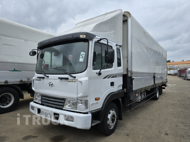 현대 메가트럭 250 후축 윙바디 4.5톤 수동 - 중고 트럭 매물 이미지