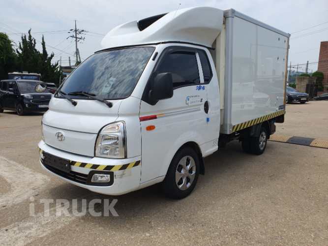 현대 포터2 1톤 냉동탑 트윈컴프 일반캡 초장축 - 중고 트럭 매물 이미지