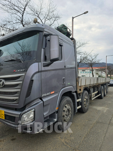 현대 엑시언트 540 후축 카고 25.5톤 오토 - 중고 트럭 매물 이미지