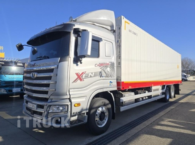 타타대우 맥쎈 320 후축 냉동 컨테이너탑 8.5톤 오토 - 중고 트럭 매물 이미지