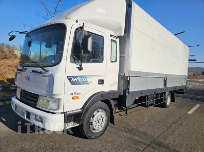 현대 메가트럭 235 단바리 윙바디 4.5톤 수동 - 중고 트럭 매물 이미지