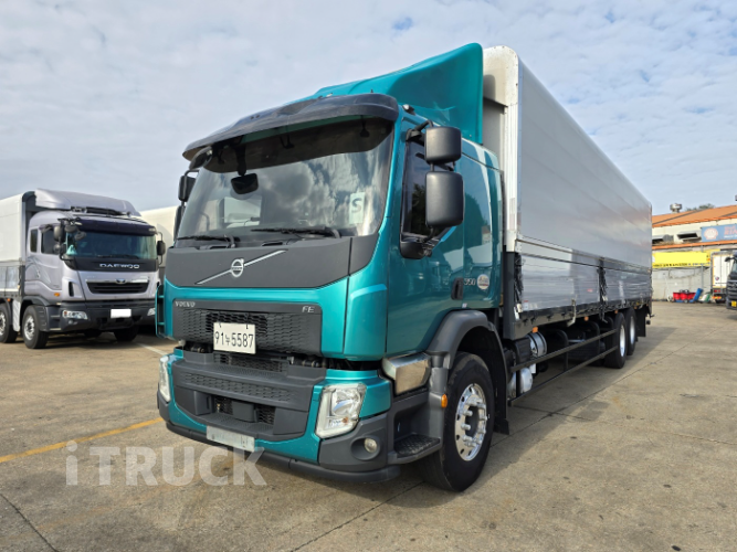 볼보 FE 350 후축 윙바디 7.5톤 오토 - 중고 트럭 매물 이미지