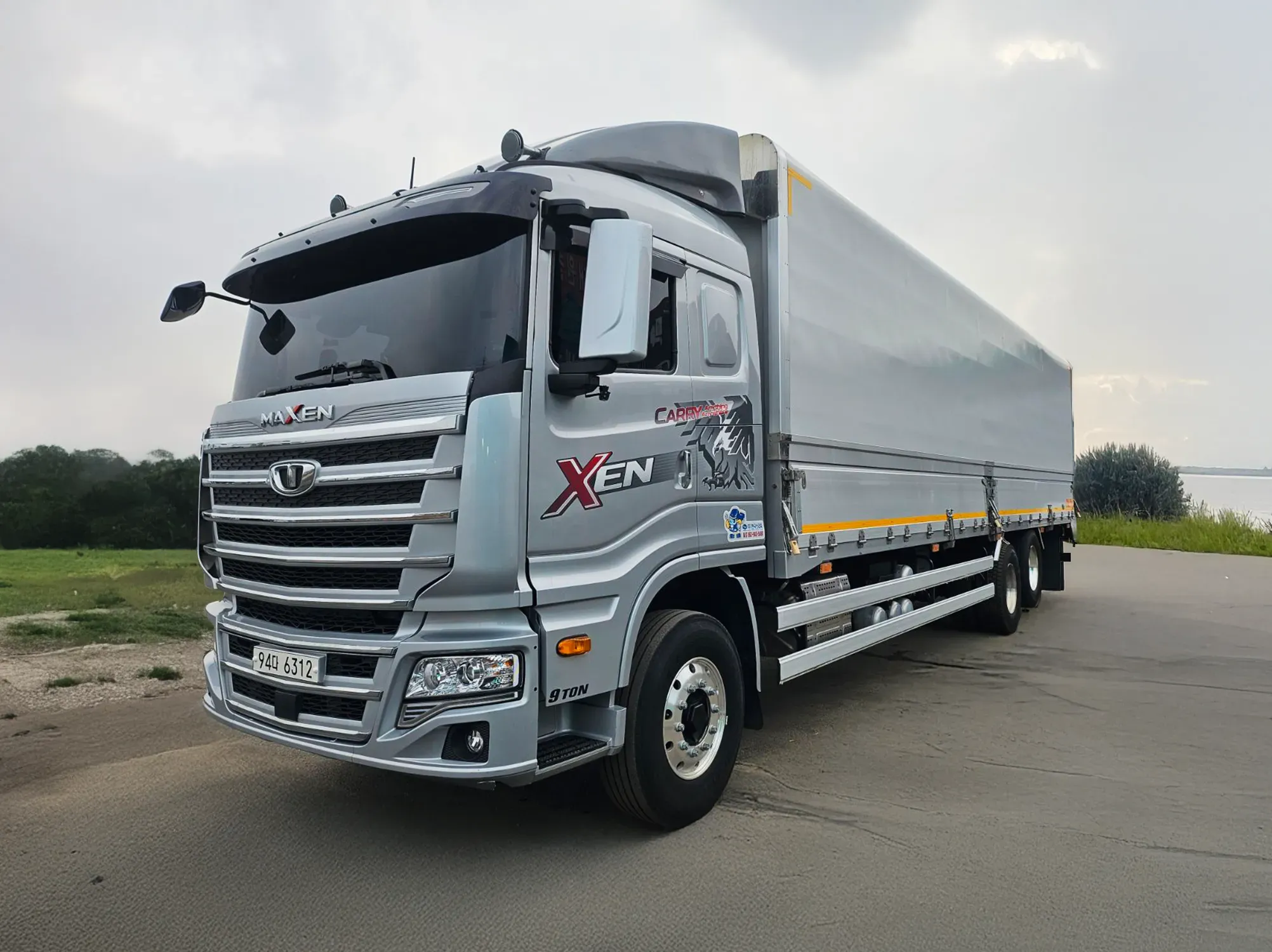 타타대우 맥쎈 320 후축 윙바디 9톤 오토 - 중고 트럭 매물 이미지