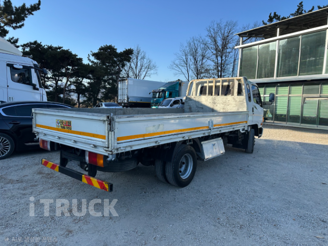 현대 이마이티 3.5톤 광폭 카고 - 중고 트럭 매물 이미지